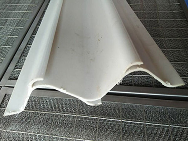 S型三通道除霧器 - 安(ān)平縣(xiàn)威馳金屬絲(sī)網製品有限公司